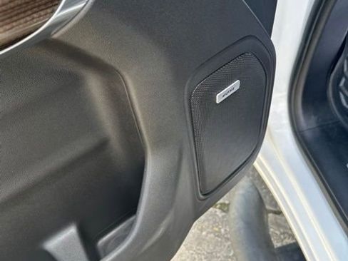 Used 2020 Chevrolet Silverado 1500 RST AWD/4WD image 18