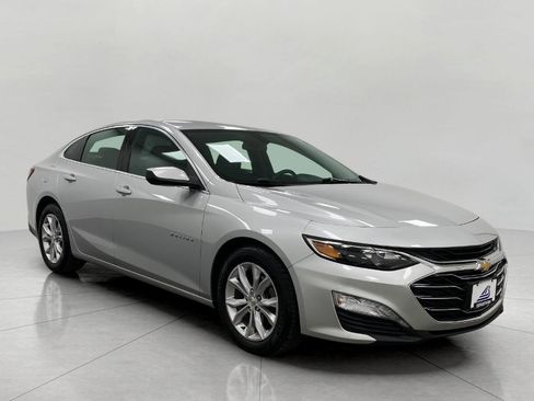 Used 2020 Chevrolet Malibu LT image 1