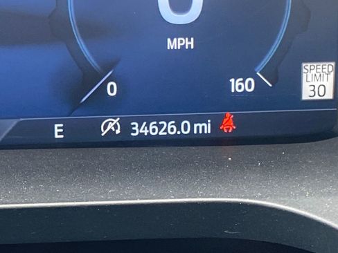 Used 2024 Ford Expedition Limited image 10