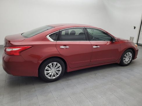 Used 2016 Nissan Altima 2.5 S w/ Power Driver Seat Package FWD image 10