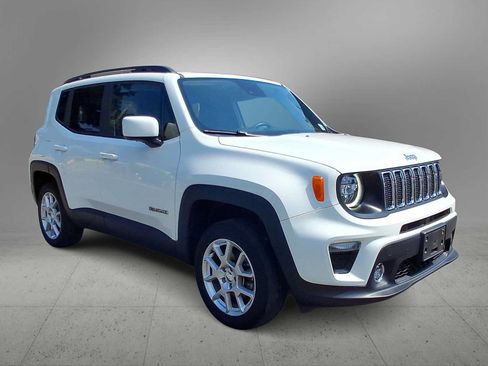 Used 2021 Jeep Renegade Latitude w/ Luxury Group I AWD/4WD image 2