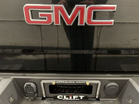Used 2015 GMC Sierra 1500 SLT w/ All-Terrain Package AWD/4WD image 25