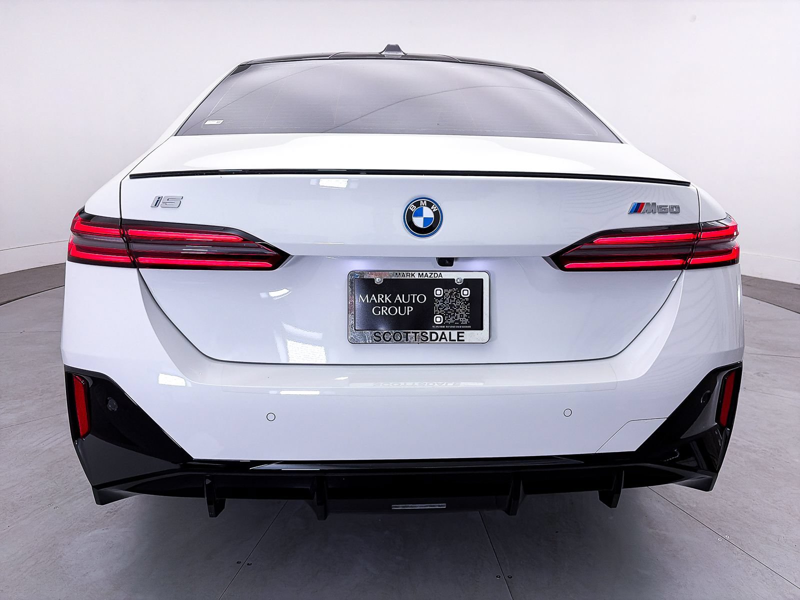Used 2024 BMW i5 M60 w/ Executive Package AWD/4WD image 18
