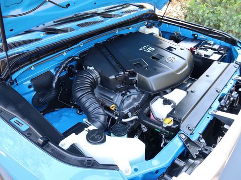 Used 2007 Toyota FJ Cruiser 4WD image 54