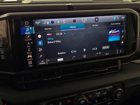 New 2025 Jeep Wrangler Sahara image 22