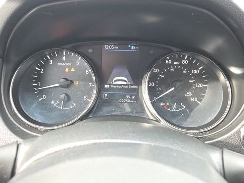 Used 2018 Nissan Rogue SL w/ Premium Package image 31