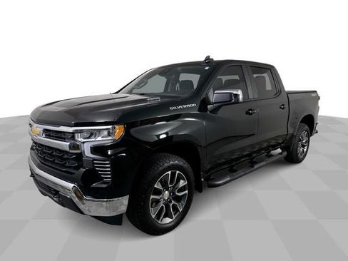 Used 2025 Chevrolet Silverado 1500 LT AWD/4WD image 4