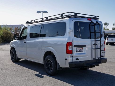 Used 2021 Nissan NV 3500 SL image 7