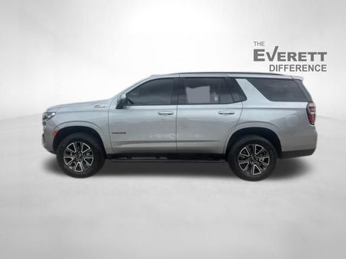 Used 2024 Chevrolet Tahoe Z71 w/ Luxury Package AWD/4WD image 4