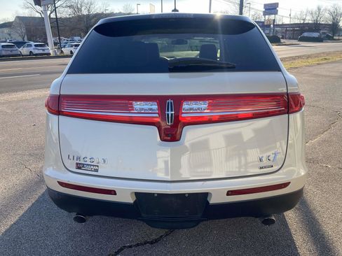 Used 2016 Lincoln MKT AWD w/ Equipment Group 201A image 7