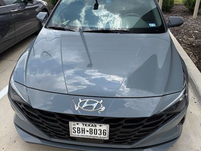 Used 2023 Hyundai Elantra SEL w/ Convenience Package