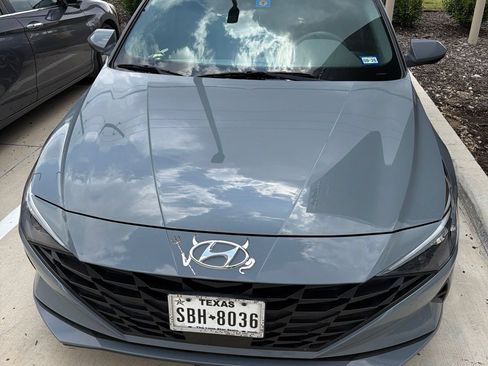 Used 2023 Hyundai Elantra SEL w/ Convenience Package FWD image 1