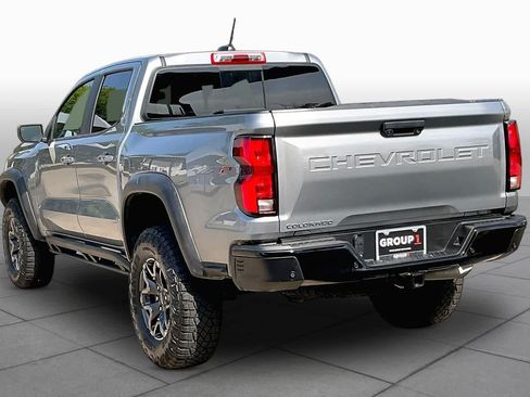 Used 2024 Chevrolet Colorado ZR2 w/ ZR2 Convenience Package III AWD/4WD image 12