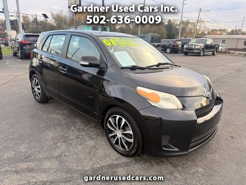 Used 2008 Scion xD image 1