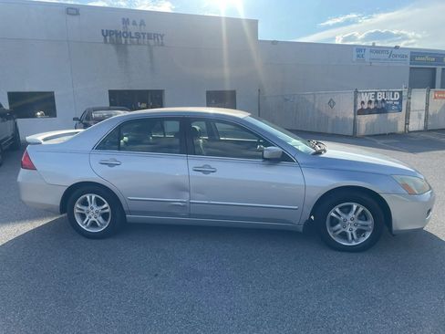 Used 2007 Honda Accord SE image 3