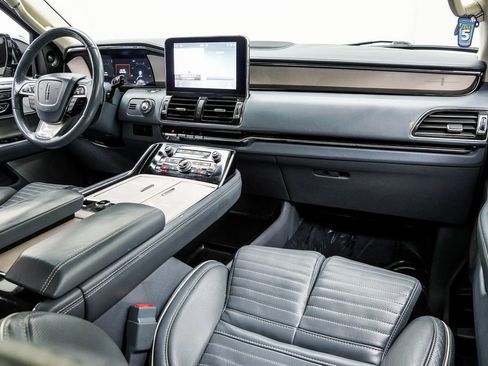 Used 2020 Lincoln Navigator L Black Label w/ Cargo Convenience Package image 17