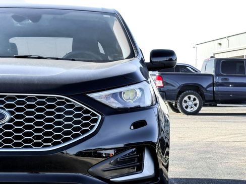 Used 2024 Ford Edge SEL AWD/4WD image 5