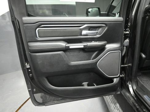 Used 2019 RAM 1500 Laramie image 24