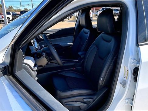 New 2026 Jeep Compass Latitude image 7