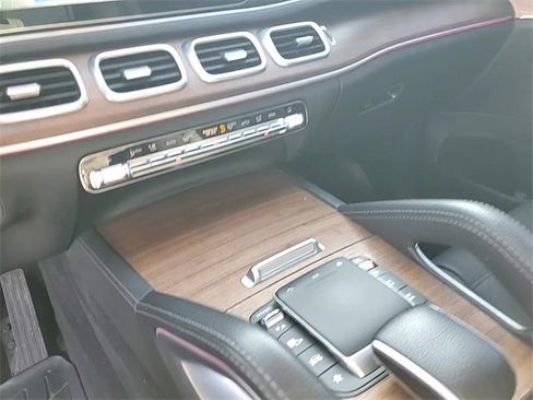 Used 2022 Mercedes-Benz GLE 350 4MATIC image 19