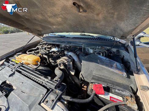 Used 1999 Ford F350 XLT image 24