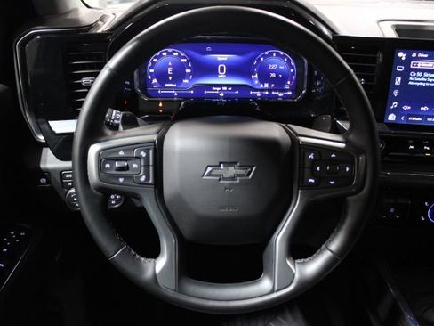 Used 2024 Chevrolet Silverado 1500 RST AWD/4WD image 33