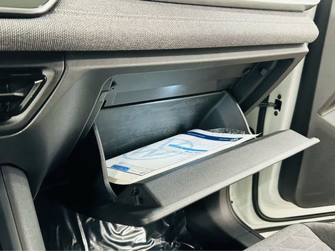 Certified 2025 Volkswagen Tiguan S image 19