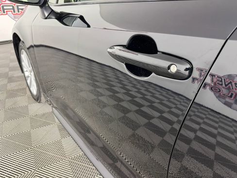 Used 2024 Toyota Corolla XLE image 25