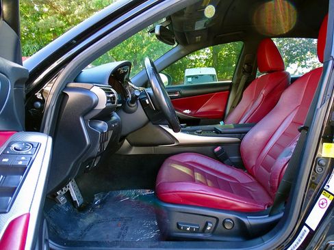 Used 2014 Lexus IS 250 w/ F-Sport Package RWD image 15