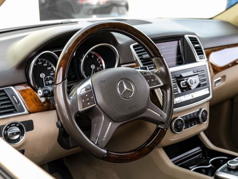 Used 2015 Mercedes-Benz ML 350 4MATIC image 15