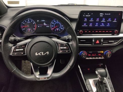 Used 2022 Kia Forte GT-Line w/ GT-Line Premium Package FWD image 22