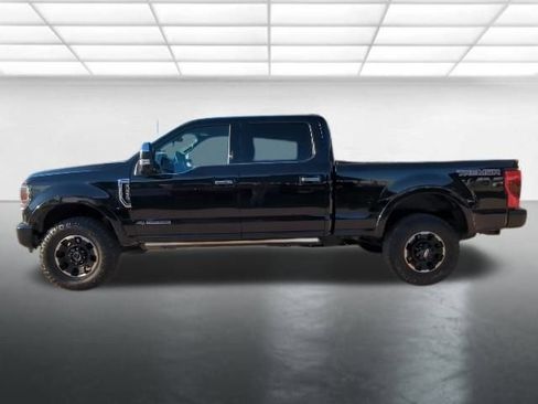 Used 2020 Ford F350 Platinum w/ Tremor Off-Road Package image 29