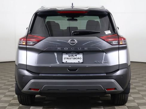 Used 2023 Nissan Rogue SV w/ SV Premium Package AWD/4WD image 13