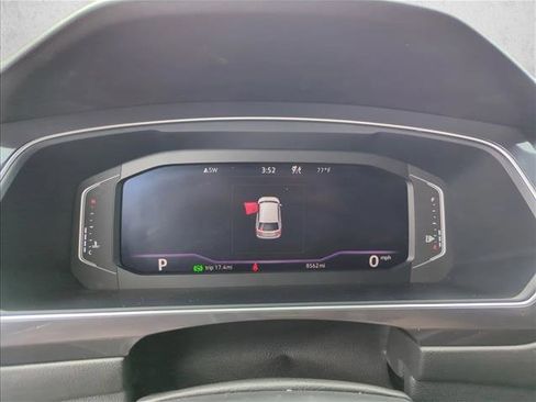 Used 2024 Volkswagen Tiguan SEL R-Line AWD/4WD image 9