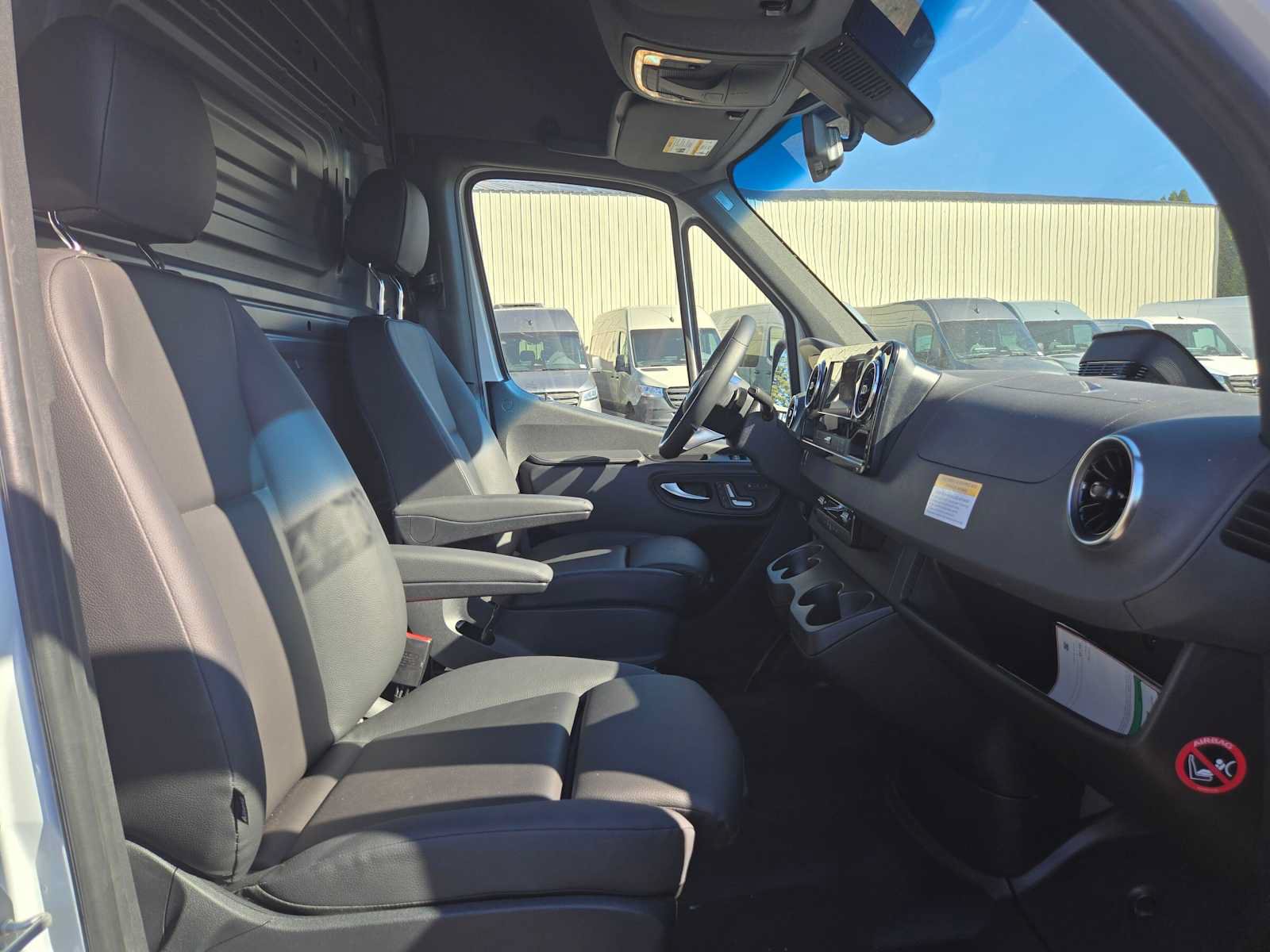 Used 2026 Mercedes-Benz Sprinter 2500 image 11