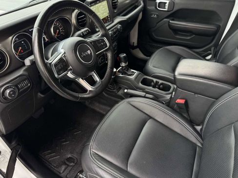 Used 2020 Jeep Gladiator Sport w/ Quick Order Package 24S image 14