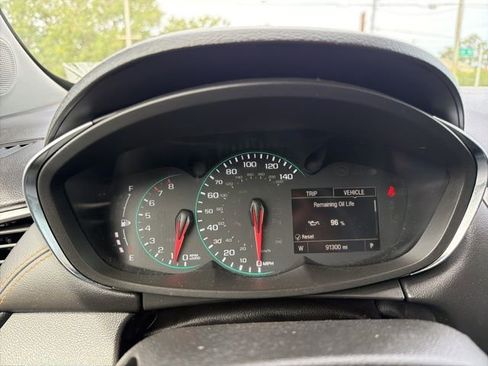 Used 2017 Chevrolet Trax LT image 12