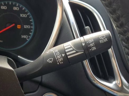 Used 2018 Chevrolet Equinox LT AWD/4WD image 24