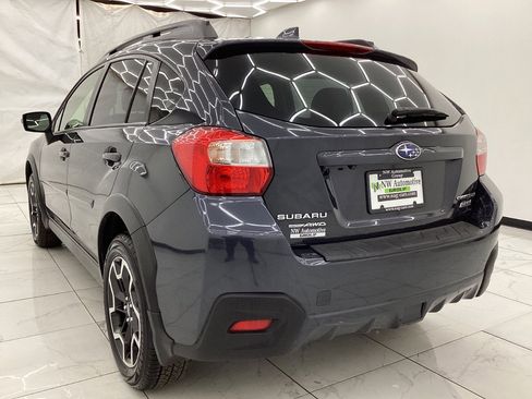 Used 2016 Subaru Crosstrek 2.0i Limited image 9