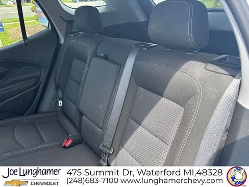 Used 2023 GMC Terrain SLE FWD image 12