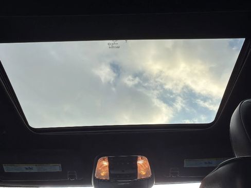 Used 2015 Jeep Grand Cherokee Summit w/ Platinum Series Group image 31