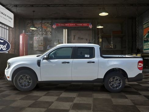 New 2026 Ford Maverick XLT AWD/4WD image 3