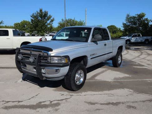 Used 2000 Dodge Ram 2500 Truck 4x4 Quad Cab image 4