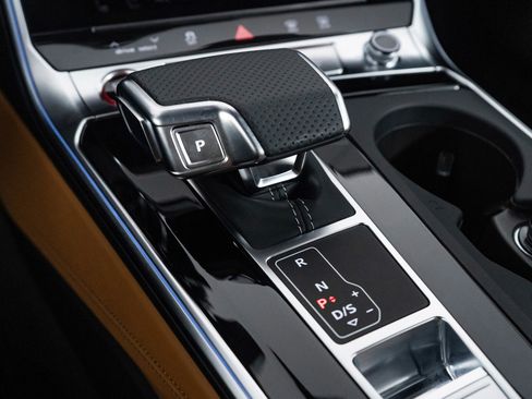 Used 2025 Audi RS 6 performance image 42