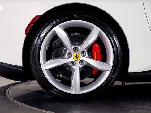 Used 2022 Ferrari Portofino M image 19