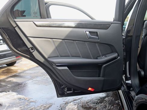 Used 2014 Mercedes-Benz E 63 AMG S-Model image 32