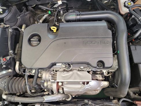 Used 2022 Chevrolet Malibu LS w/ Driver Confidence Package II FWD image 30