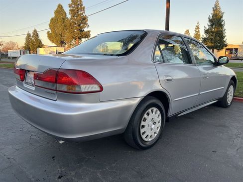 Used 2002 Honda Accord VP image 13
