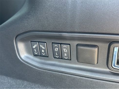 New 2026 Cadillac Vistiq Luxury image 32