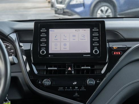 Used 2024 Toyota Camry SE image 24